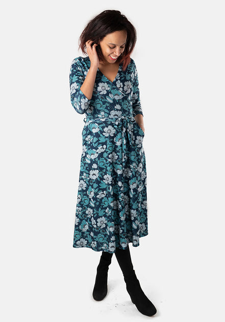 Popsy Clothing - * OUTFIT OF THE DAY * Dress - Lucinda Navy and Green Spot  Midi. Available over at:    Tights - Popsy I am all about our Midi dresses at