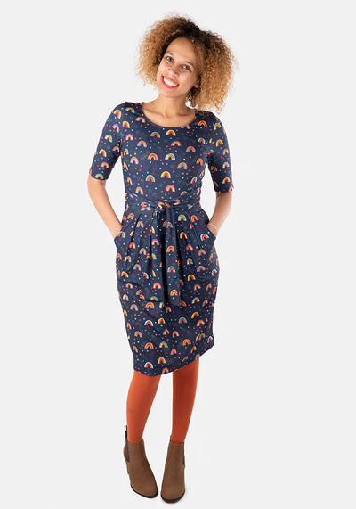 Practical Dresses for Teachers: From Classroom to After-School