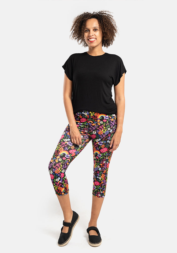 Lewis Garden Rainbow Print Popsy Capri Leggings