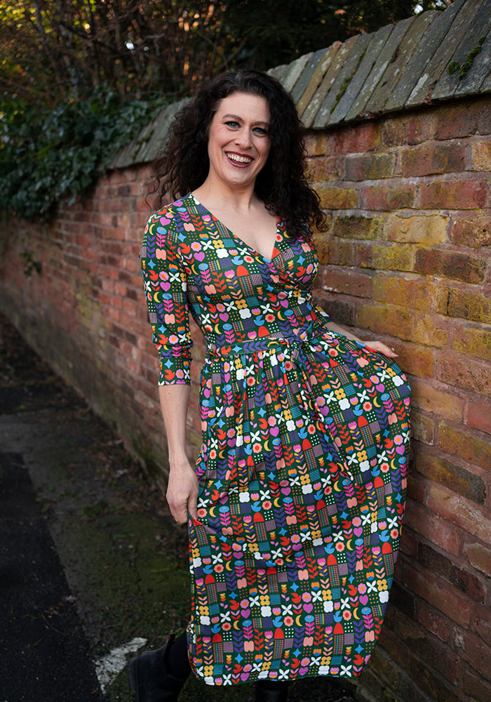 Toni Retro Tile Print Midi Dress